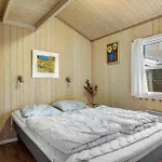 Feriehus Lovely In With Sauna