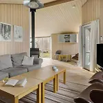 Feriehus Lovely In With Sauna