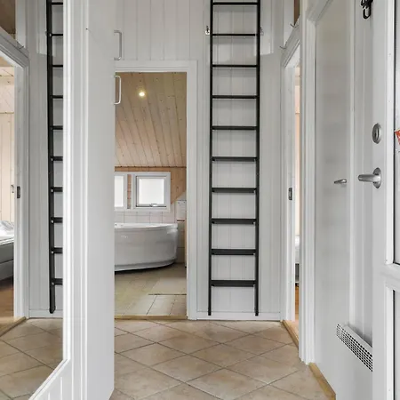 Lovely In With Sauna Feriehus *